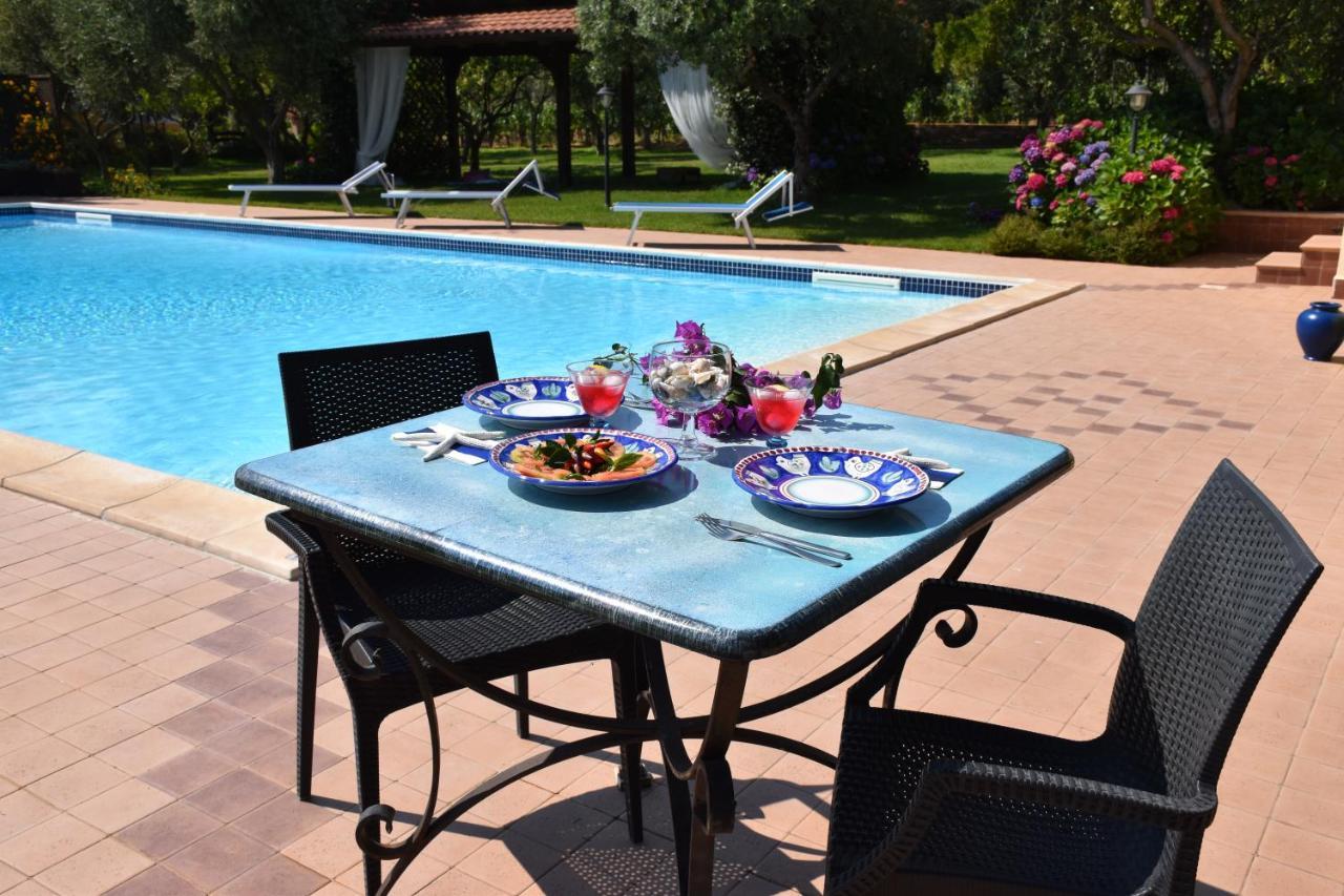 Villa Tina Santa Maria di Castellabate Exteriör bild